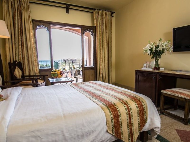 Sunny Days Al Palacio  123619