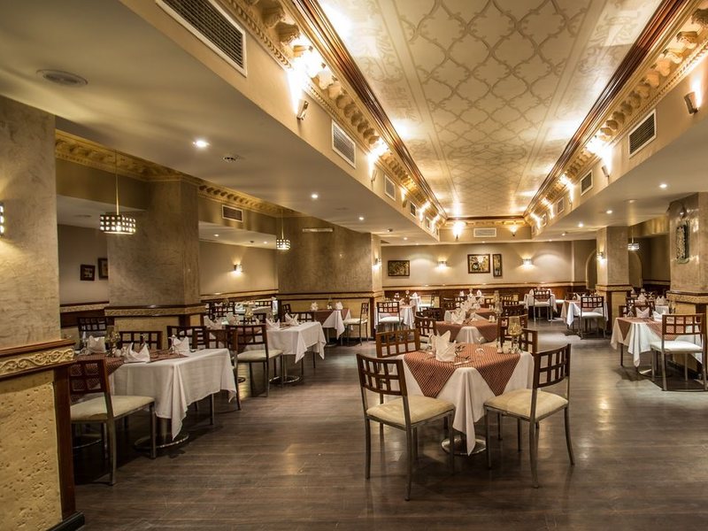 Sunny Days Al Palacio  123620