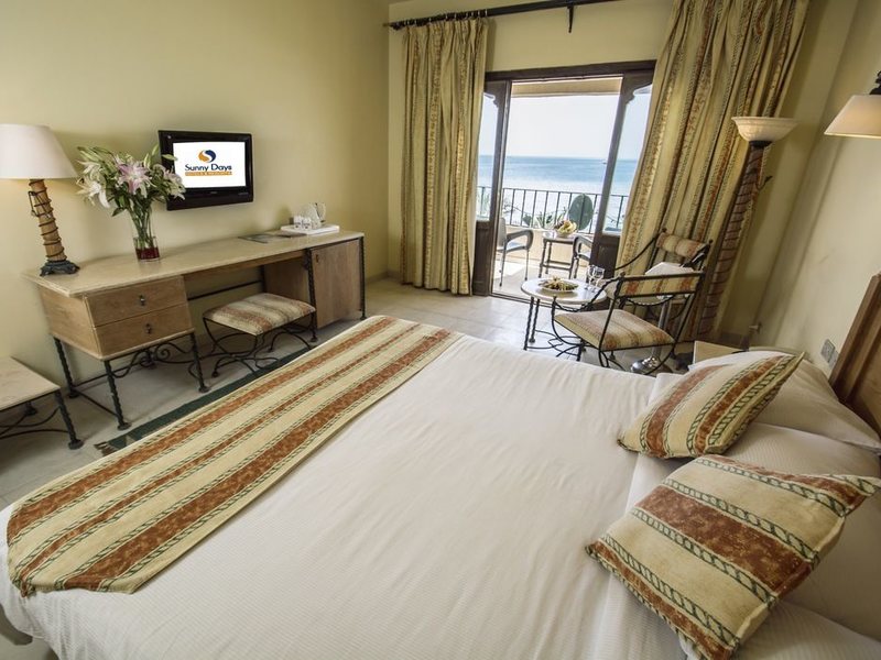 Sunny Days Al Palacio  123621