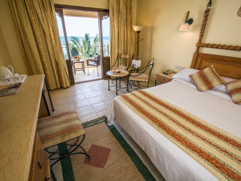 Sunny Days Al Palacio  123622