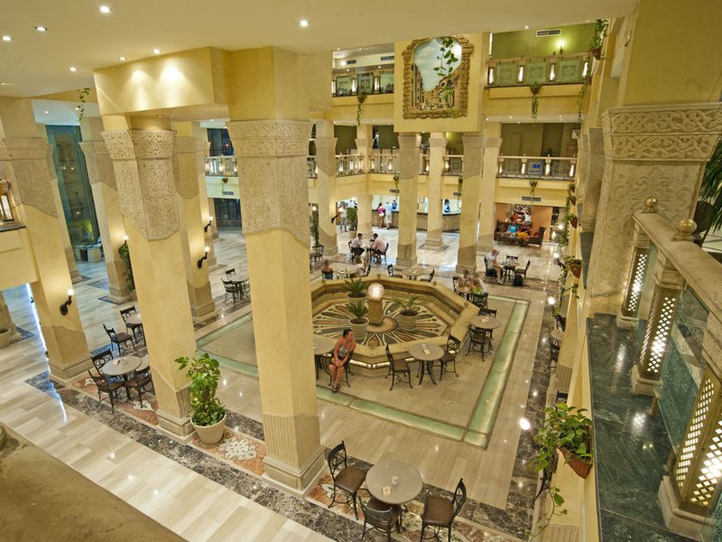 Sunny Days Al Palacio  123630