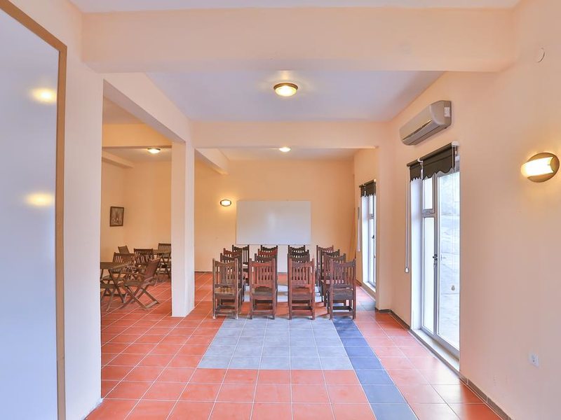 Sunny Garden Nilufer 190829