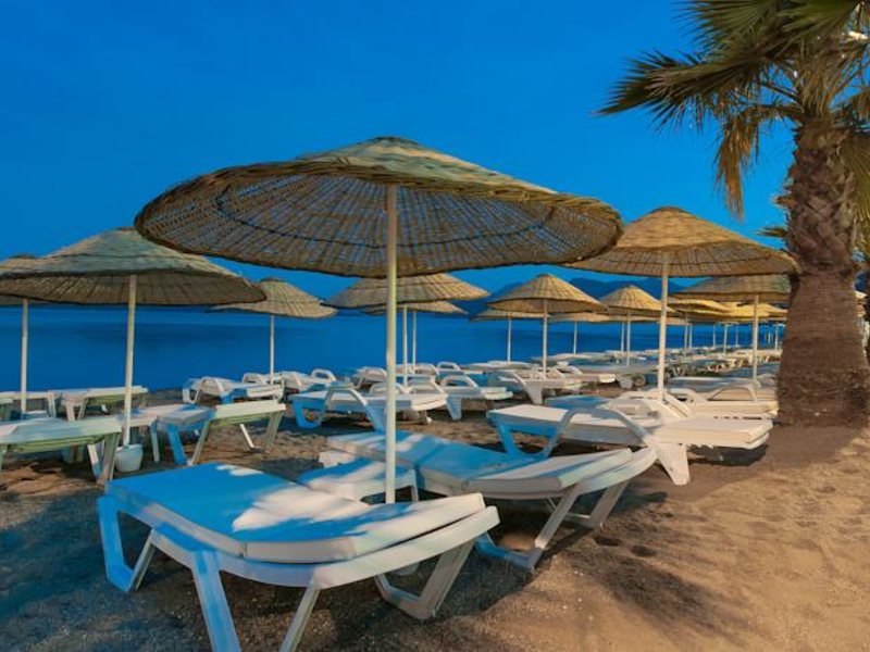 Sunprime Beachfront Hotel (ех 161271