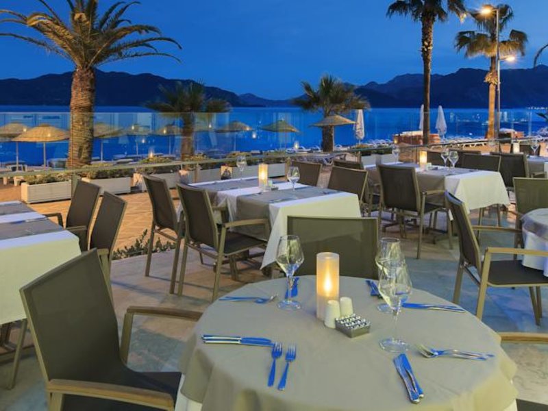 Sunprime Beachfront Hotel (ех 161272