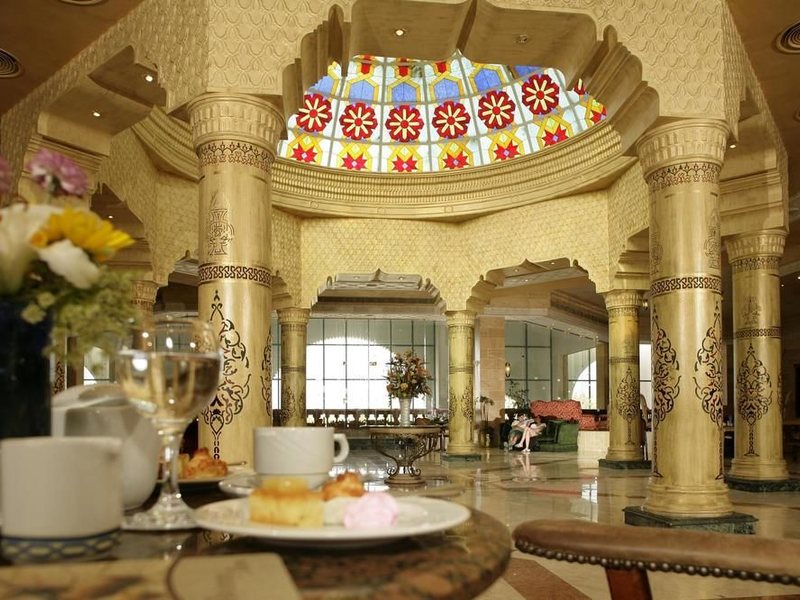 Sunrise Garden Beach  129128