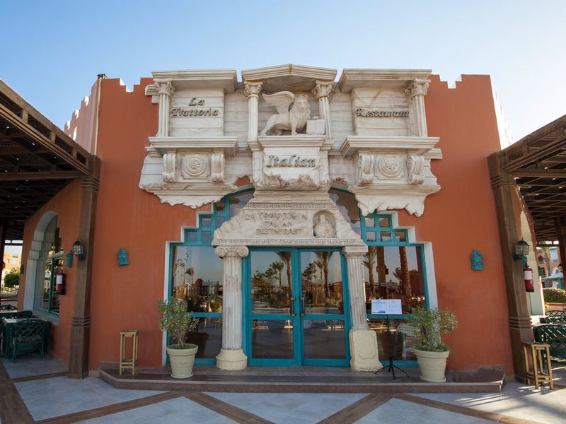 Sunrise Garden Beach  129150