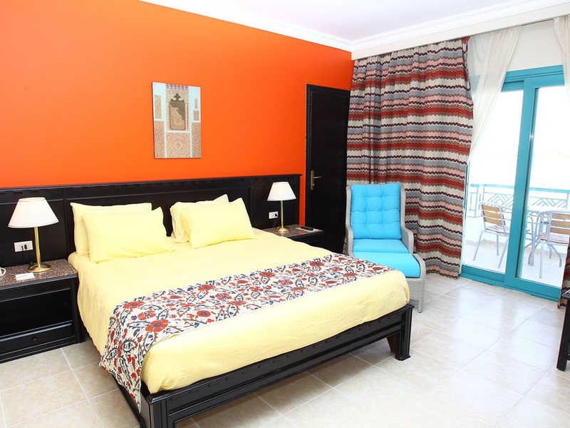 Sunrise Garden Beach  129167