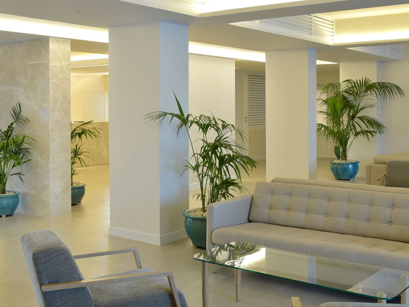 Sunrise Gardens Aparthotel 327889
