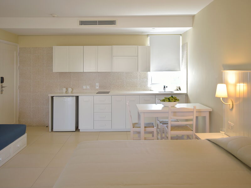 Sunrise Gardens Aparthotel 327897