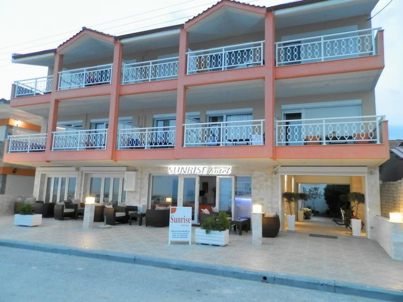 Sunrise Hotel 289121