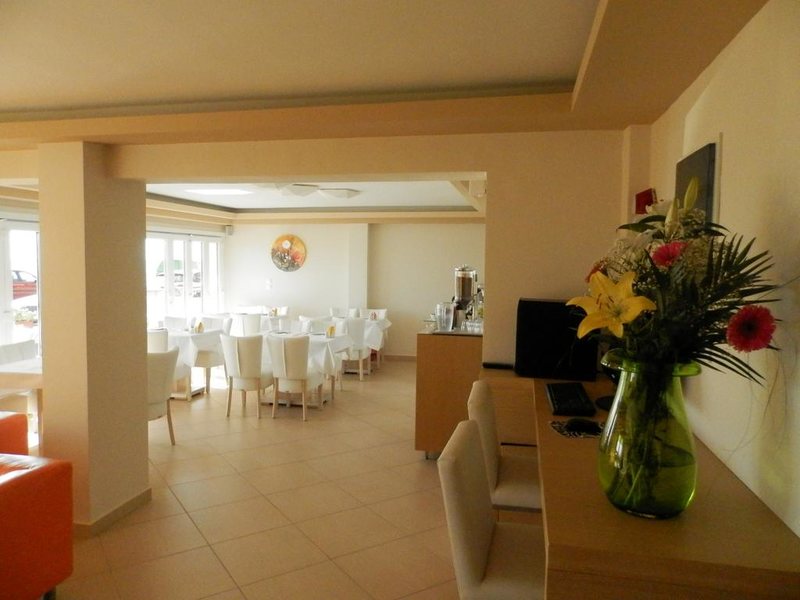 Sunrise Hotel 289124