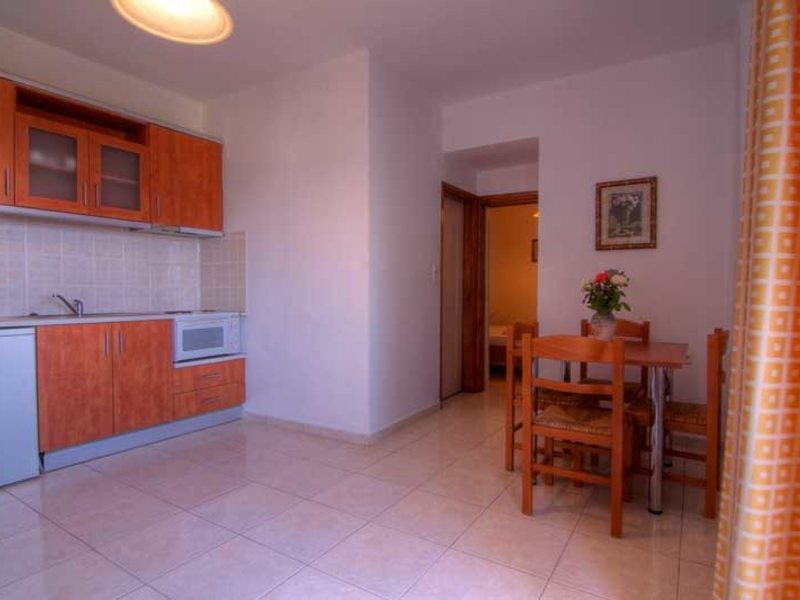 Sunrise Hotel Studios Apartments 254450