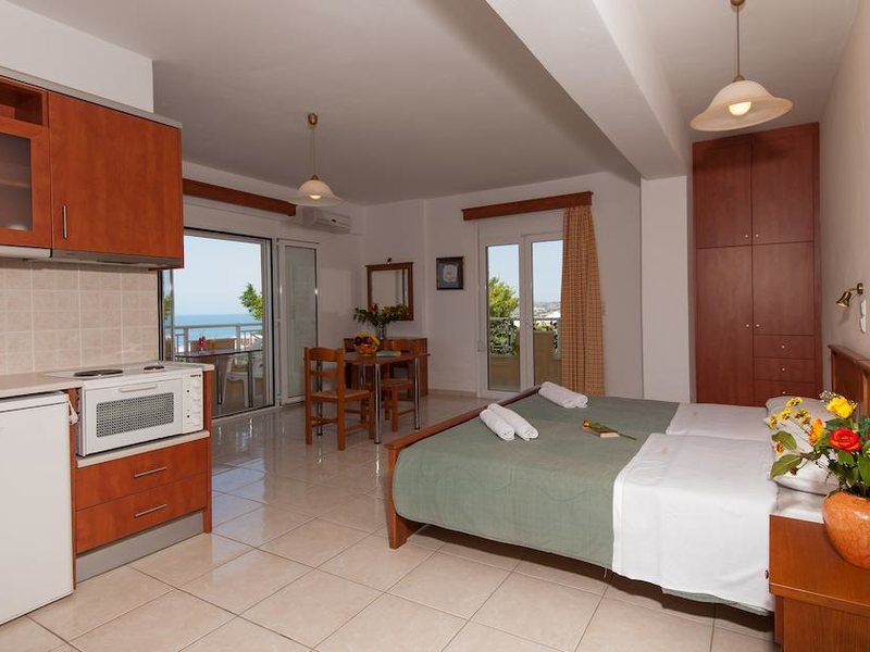 Sunrise Hotel Studios Apartments 254466