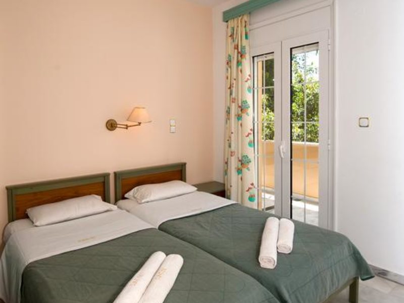 Sunrise Hotel Studios Apartments 254479