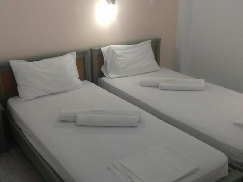 Sunrise Hotel Studios Apartments 254491