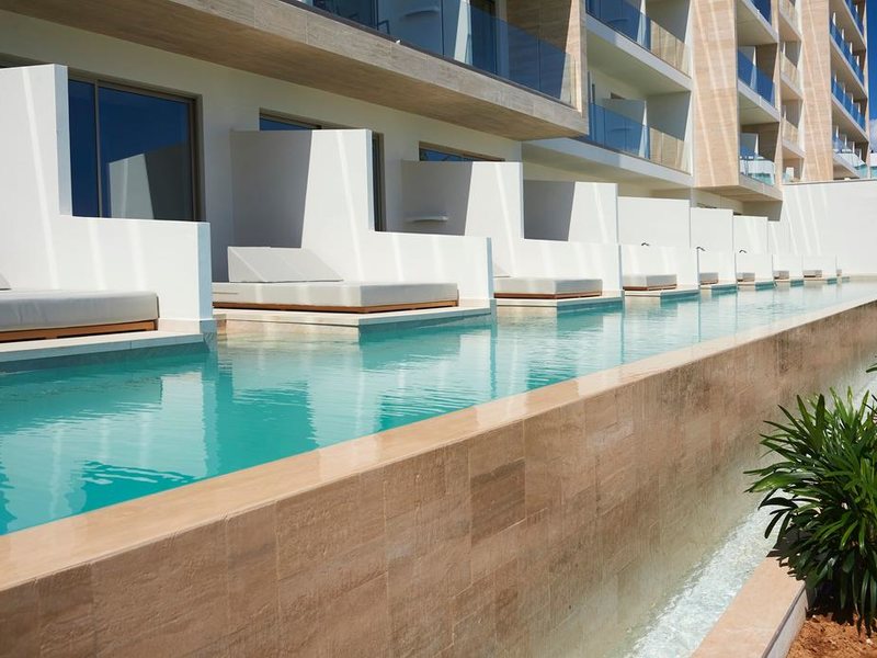 Sunrise Jade - Adults Only  291685