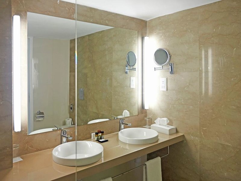 Sunrise Jade - Adults Only  291700