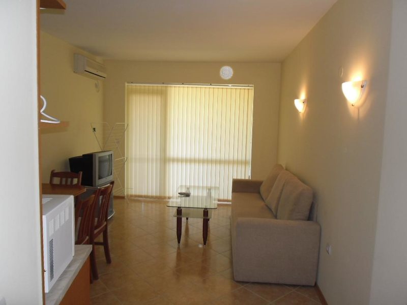 Sunset Beach Apartments 320071