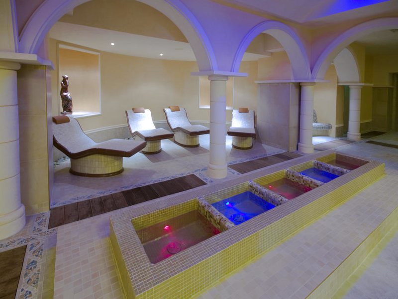 Sunset Resort  174912