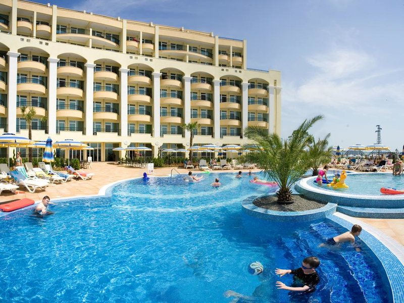 Sunset Resort  174938