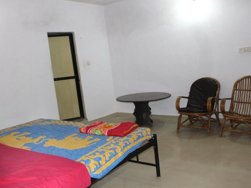 Sunshine Guest House APT 244912