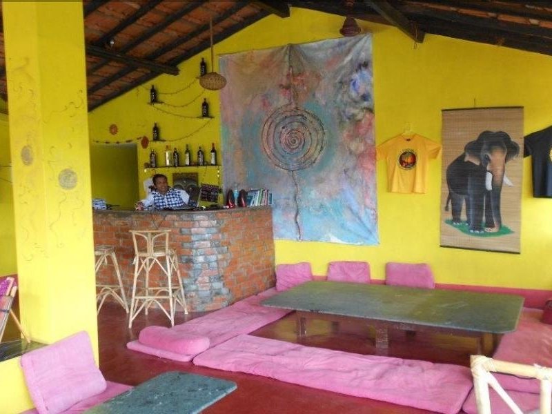 Sunshine Guest House APT 244913