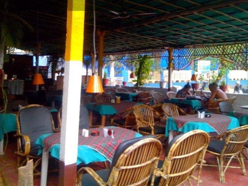 Sunshine Guest House APT 244914