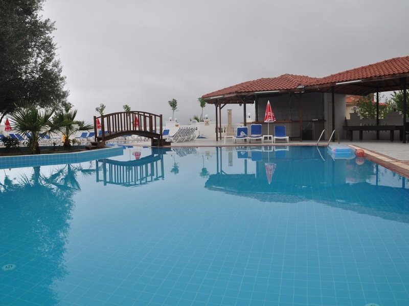 Sunshine Holiday Resort 176527