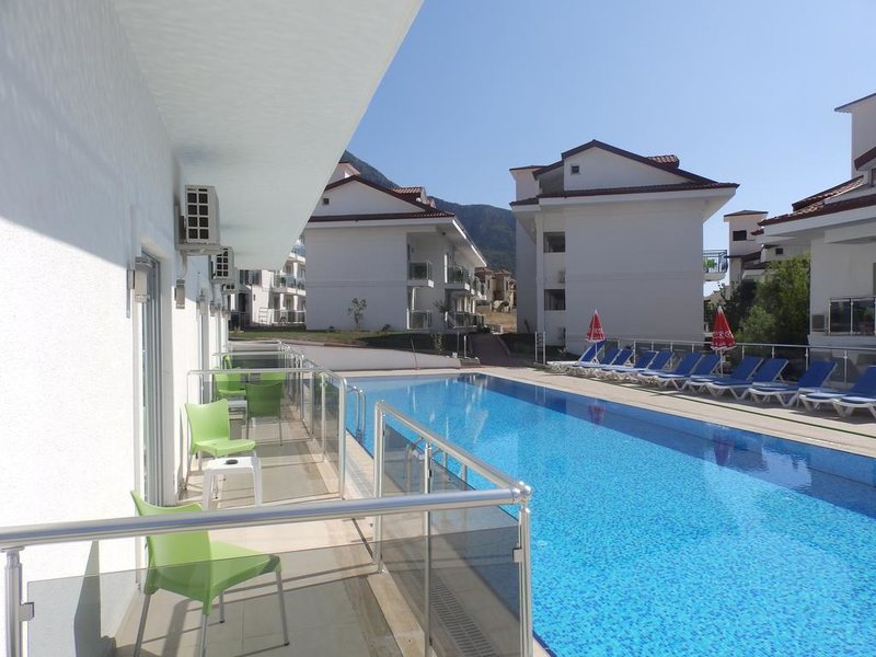 Sunshine Holiday Resort 176533