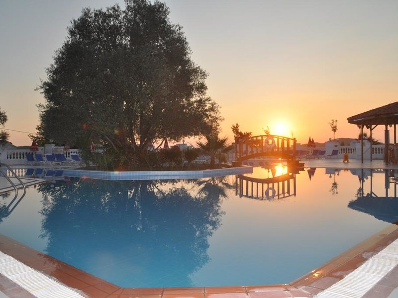 Sunshine Holiday Resort 176550