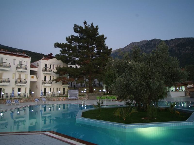 Sunshine Holiday Resort 176551