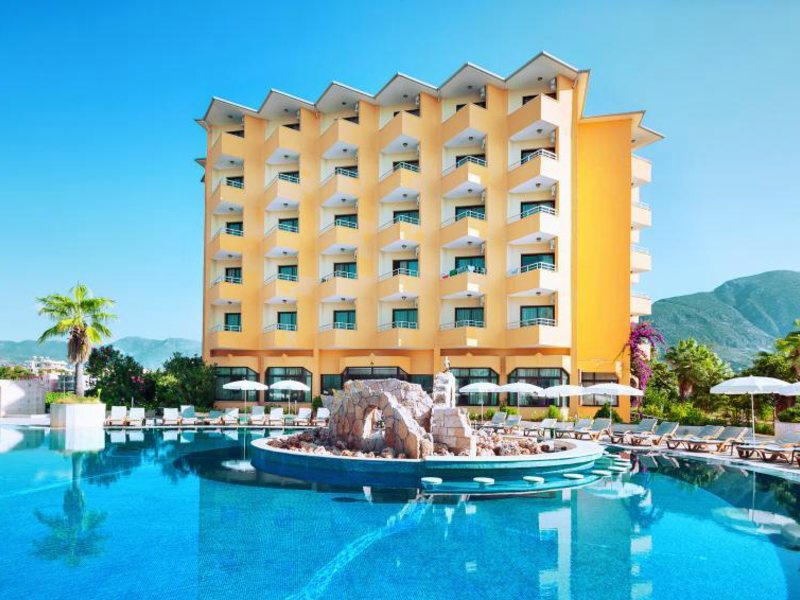 Sunshine Hotel 104379