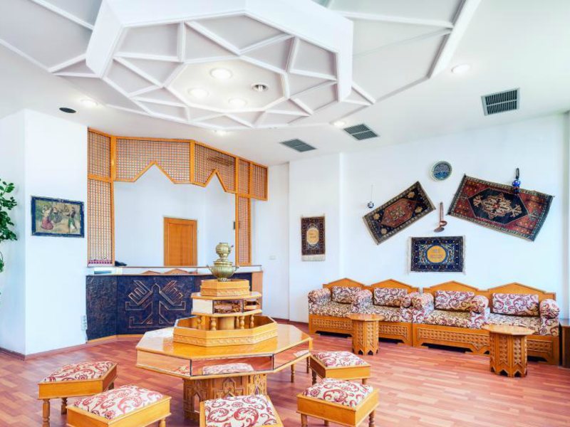 Sunshine Hotel 104380