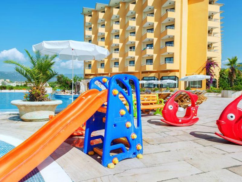 Sunshine Hotel 104382