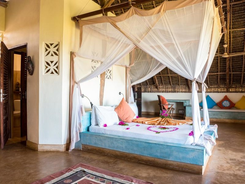 Sunshine Marine Lodge 202551