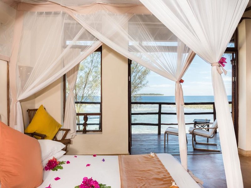 Sunshine Marine Lodge 202554