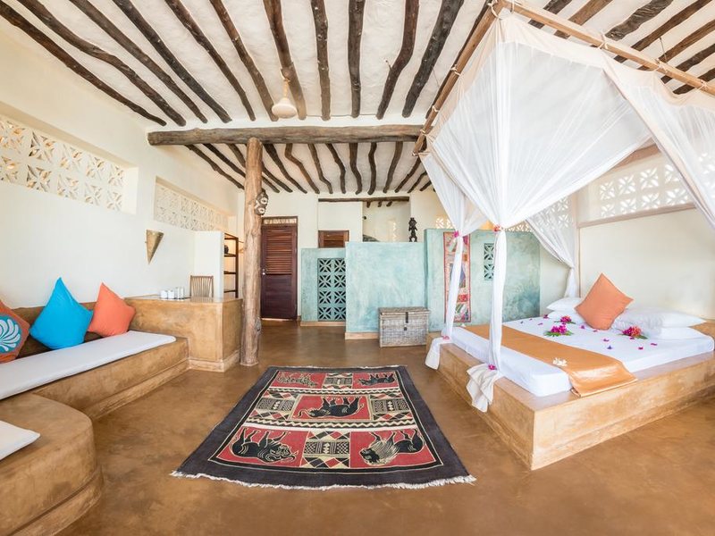 Sunshine Marine Lodge 202555