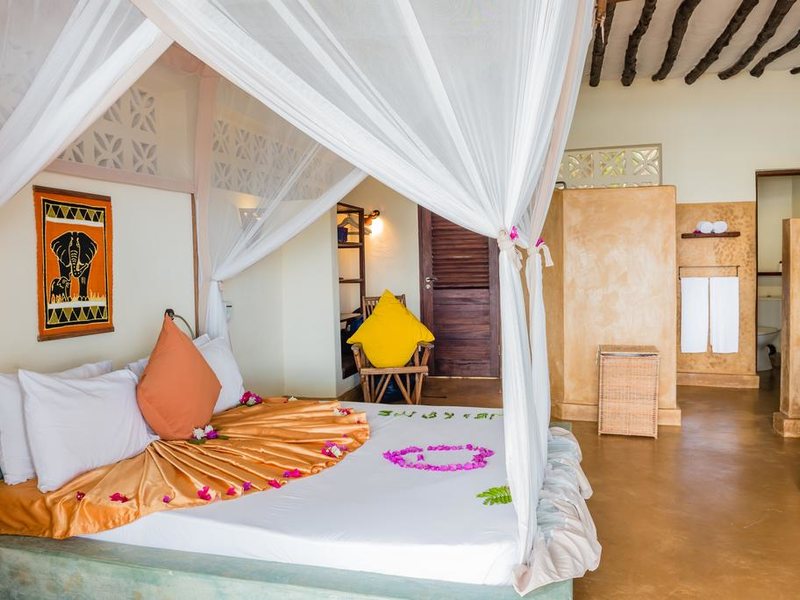 Sunshine Marine Lodge 202561