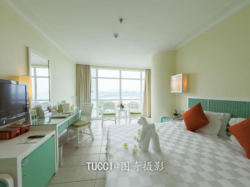 Sunshine Resort Intime Sanya 298719