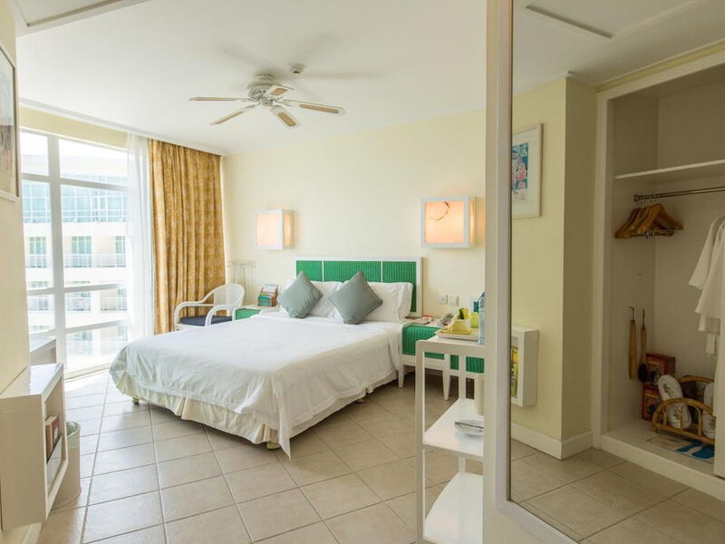 Sunshine Resort Intime Sanya 298720
