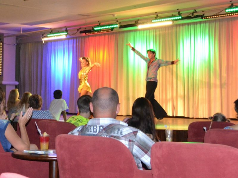 Sunwing Family 130588