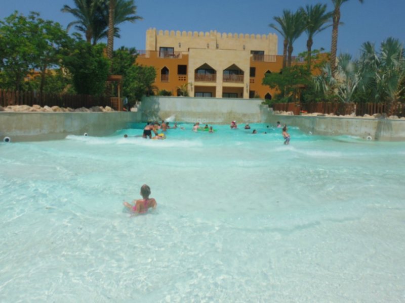 Sunwing Family 130605