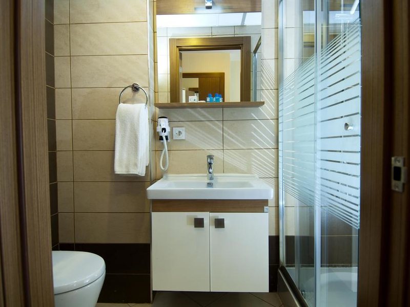 Supreme Hotel  181388