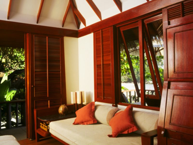 Surin Phuket (ex 25938