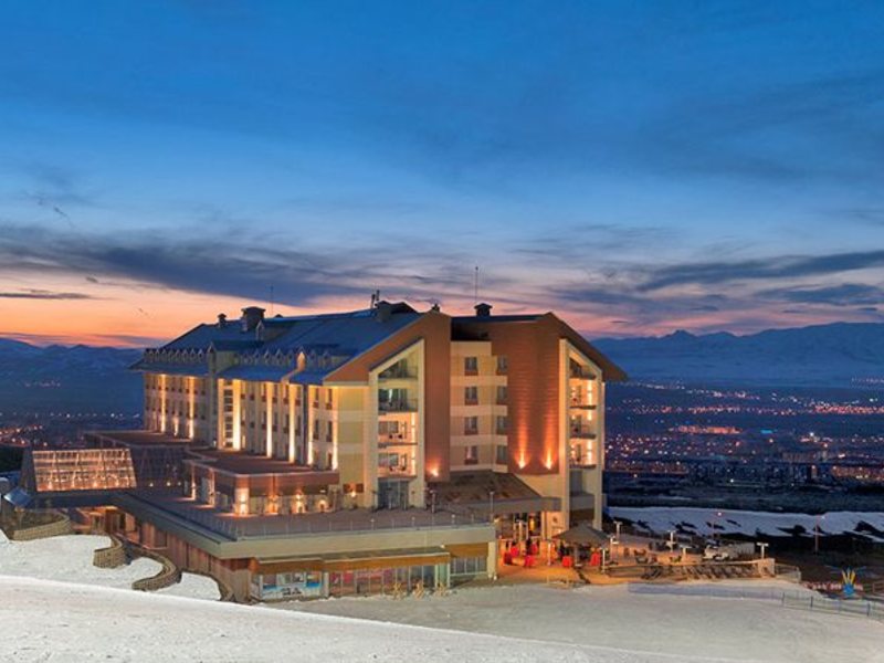 Sway Hotels (ех 44420