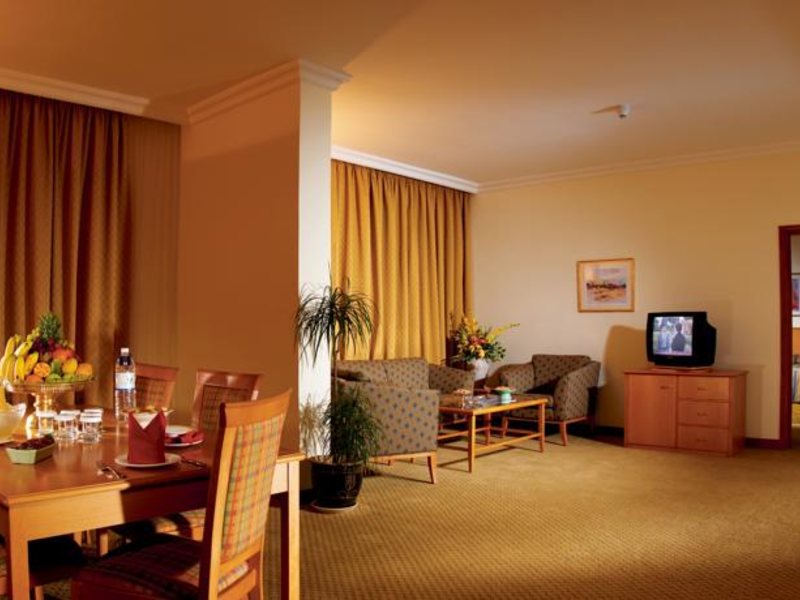 Swiss-Bel Нotel Sharjah 119745