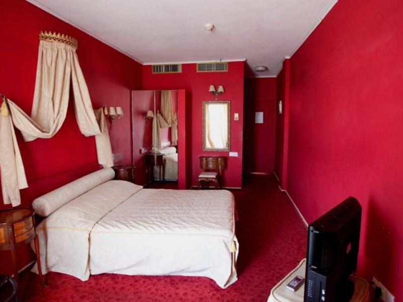 Sylva Hotel 138250