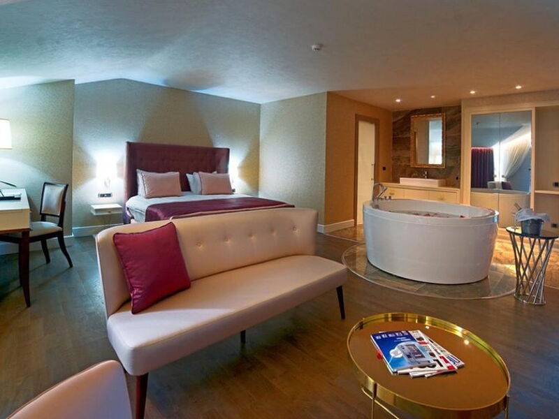 Taba Luxury Suites & Hotel Istanbul 279206
