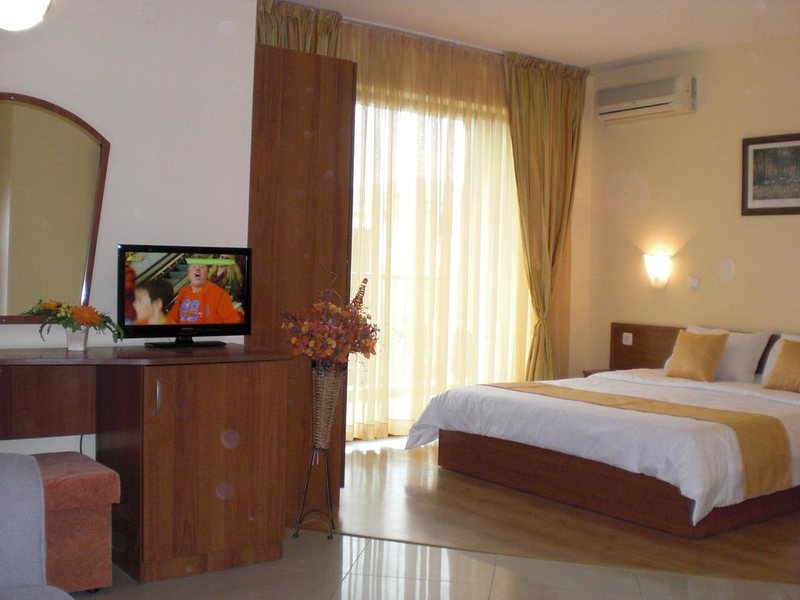 Tabanov Beach  214304