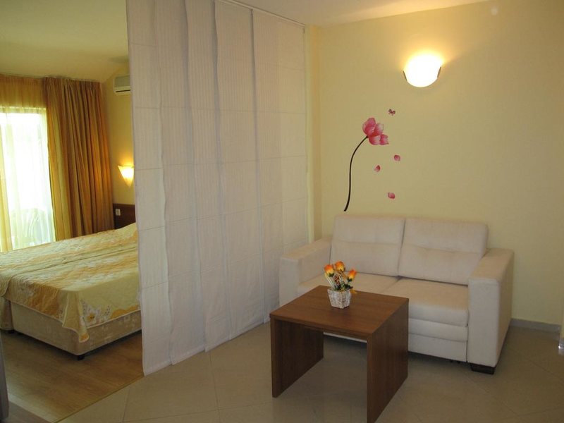 Tabanov Beach  214310